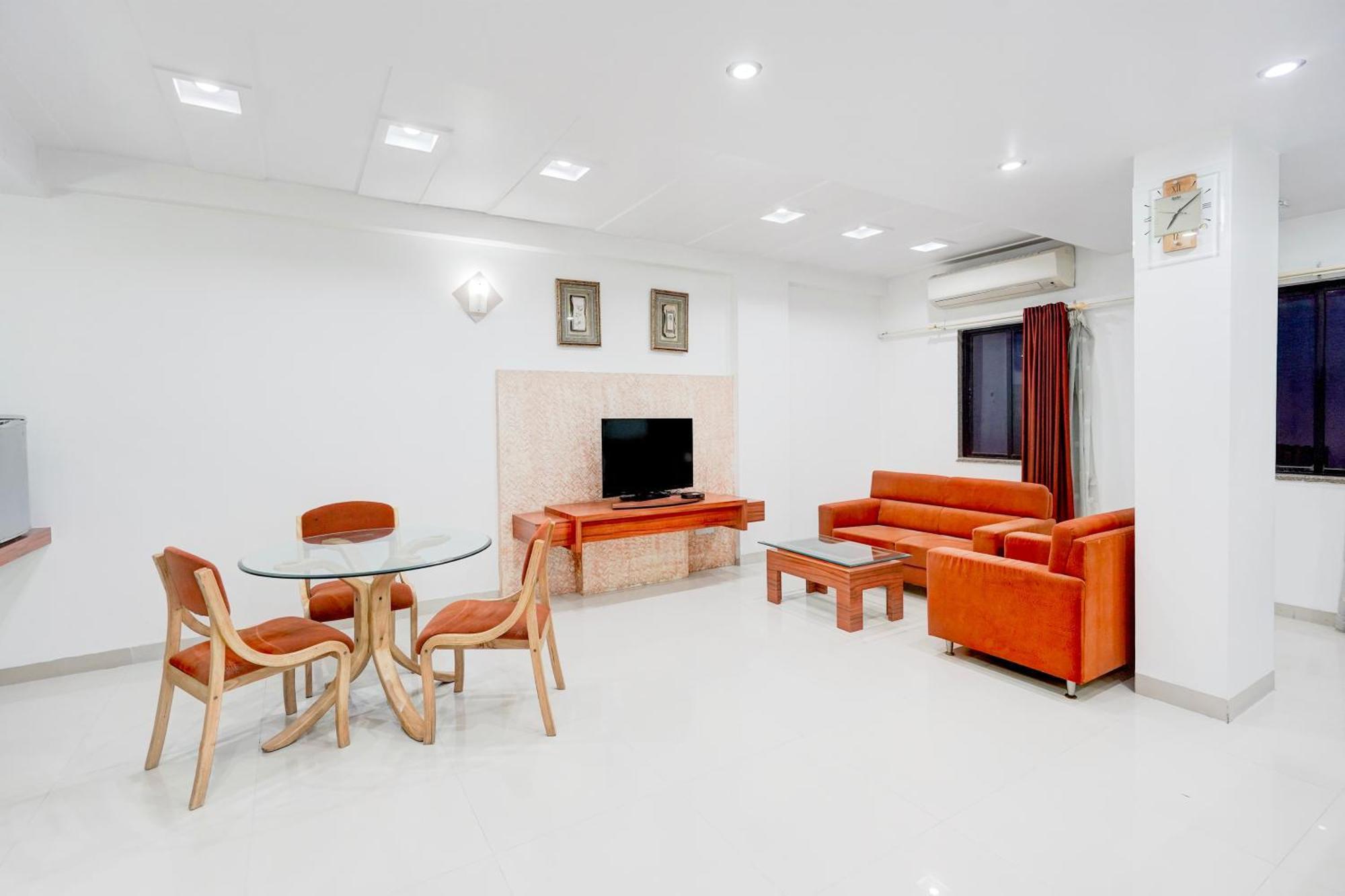 Super Townhouse Mg Road Porbandar Formerly Hotel Harmony Ngoại thất bức ảnh