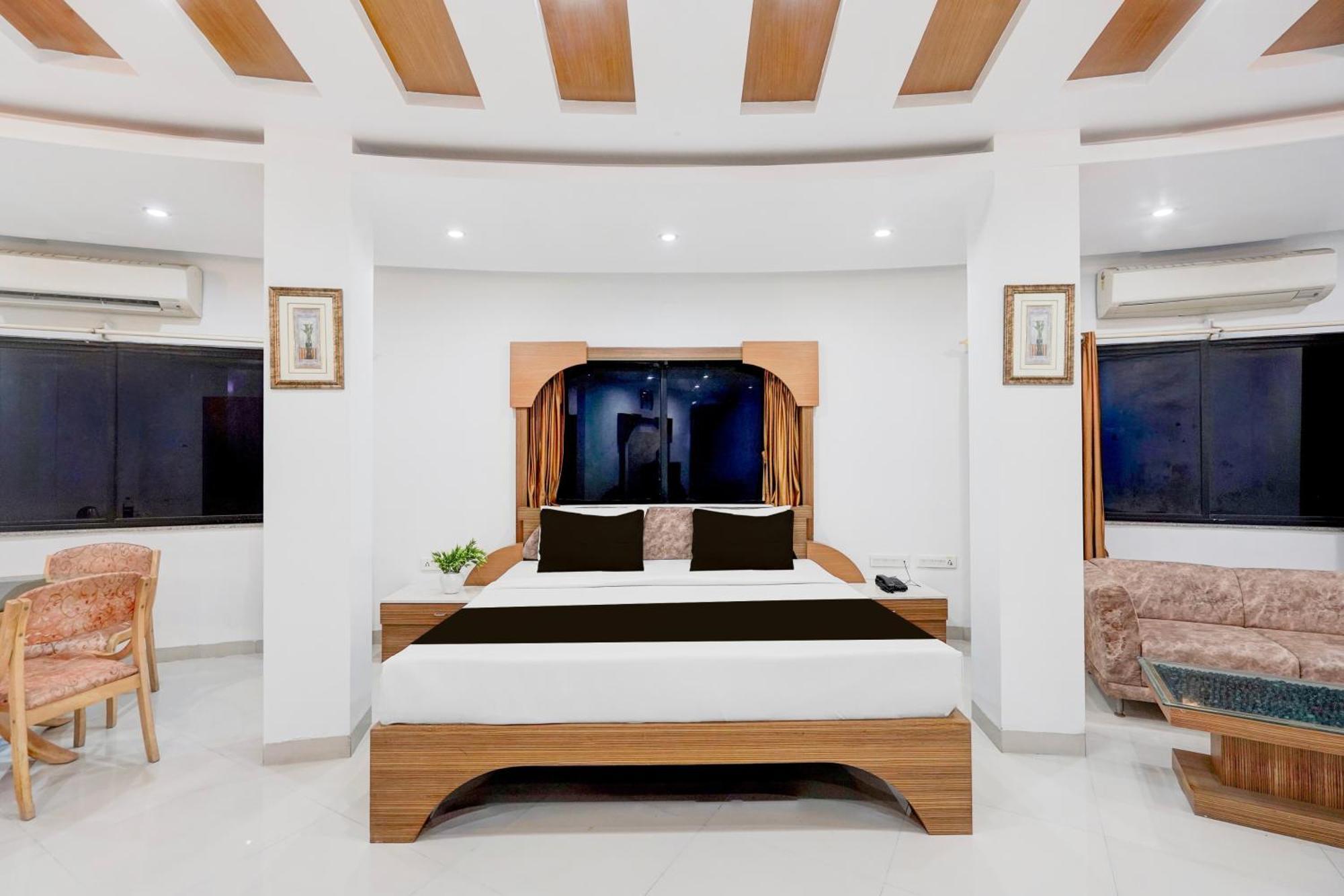 Super Townhouse Mg Road Porbandar Formerly Hotel Harmony Ngoại thất bức ảnh