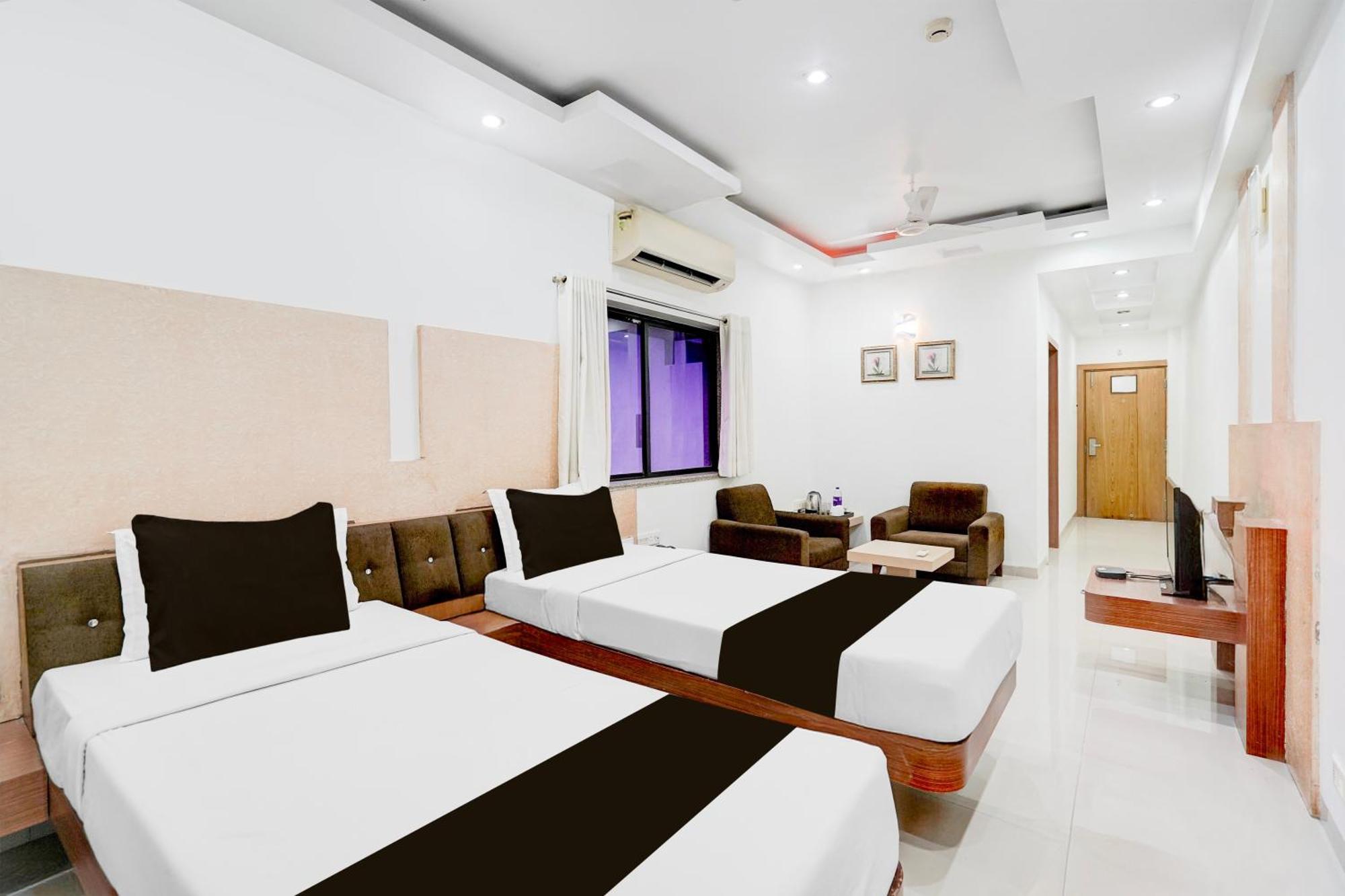 Super Townhouse Mg Road Porbandar Formerly Hotel Harmony Ngoại thất bức ảnh