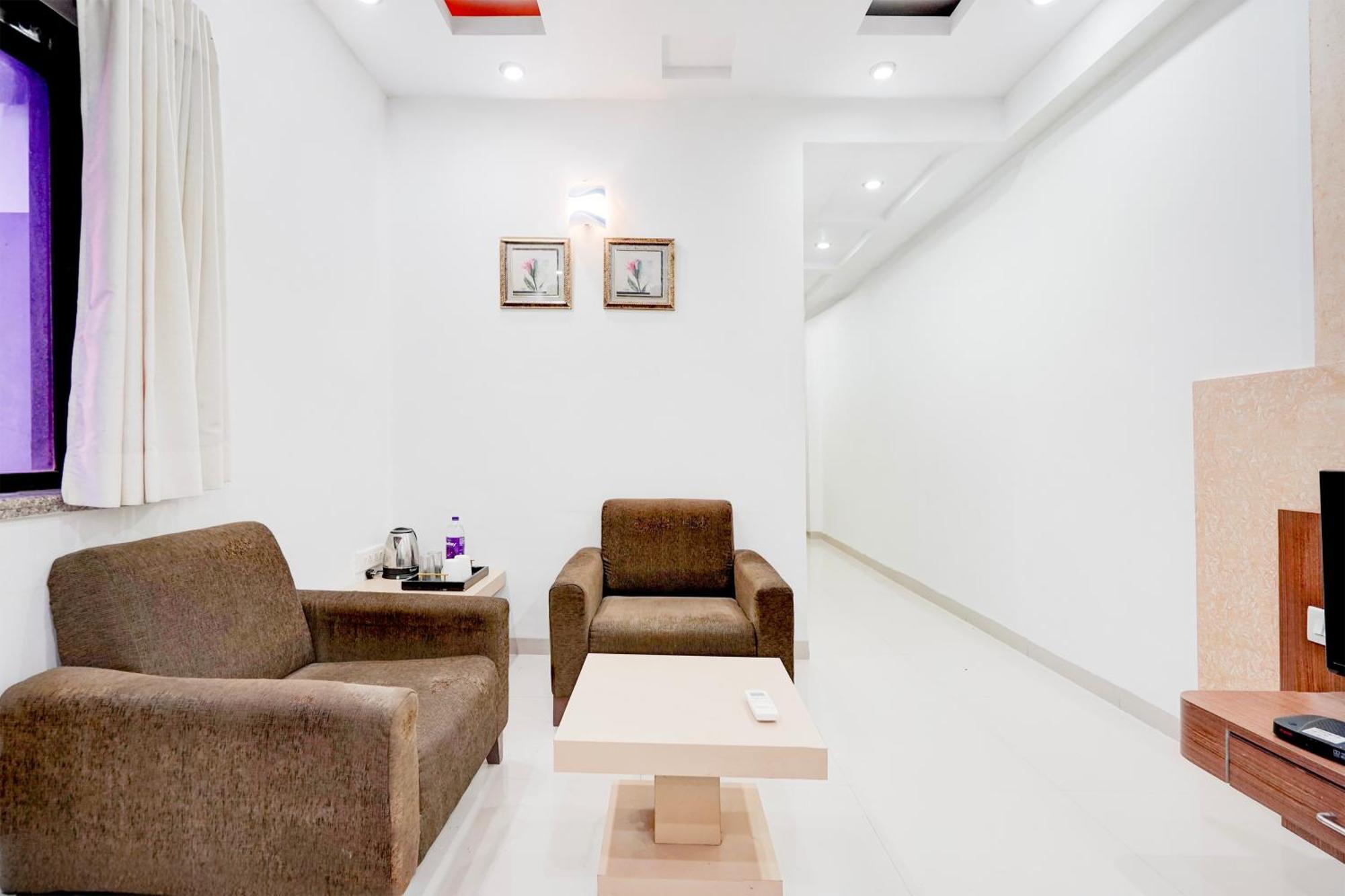 Super Townhouse Mg Road Porbandar Formerly Hotel Harmony Ngoại thất bức ảnh